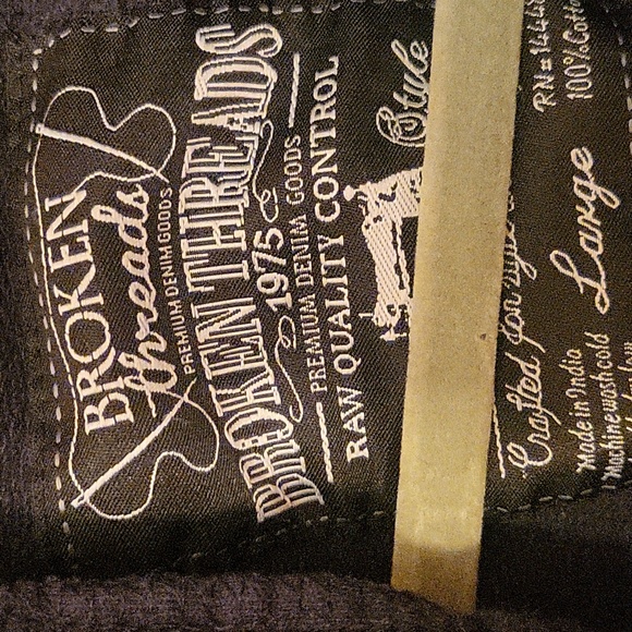 Broken Threads hoodie size Large - Picture 2 of 4